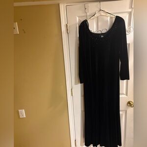 Elegant Black Long Sleeve Dress